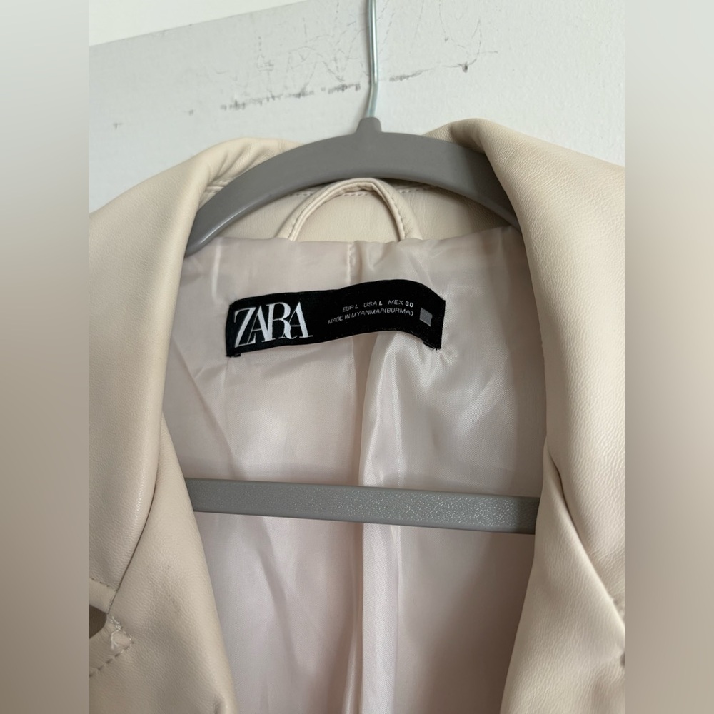 Zara Off-White Leather Jacket for Women - Picture 2 of 3